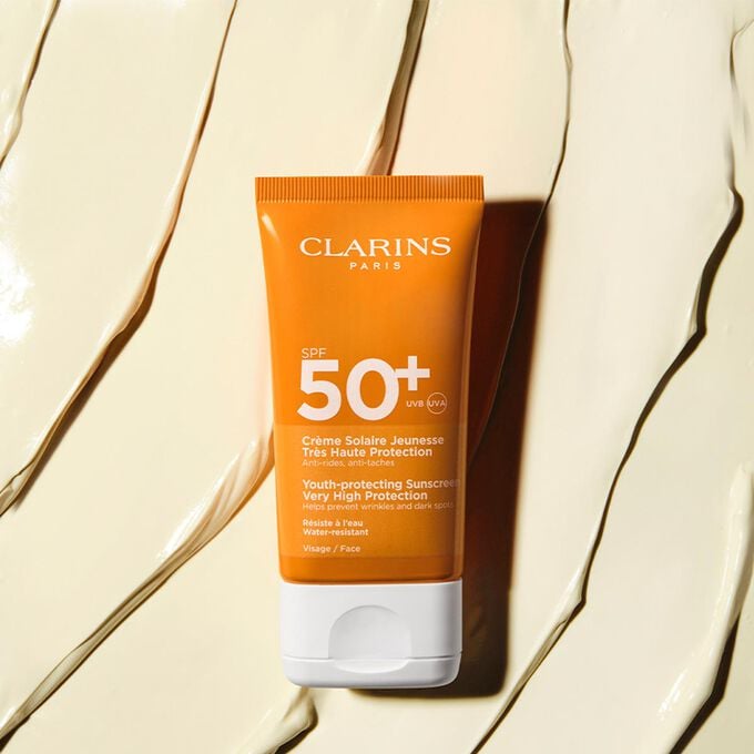 Youth-Protecting Sunscreen SPF 50+