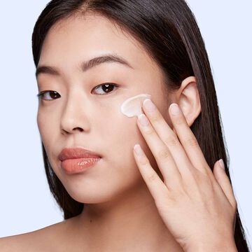Bright Plus Dark Spot-Targeting Moisturizing Emulsion