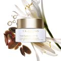 Nutri-Lumi&egrave;re Day Cream with SPF15