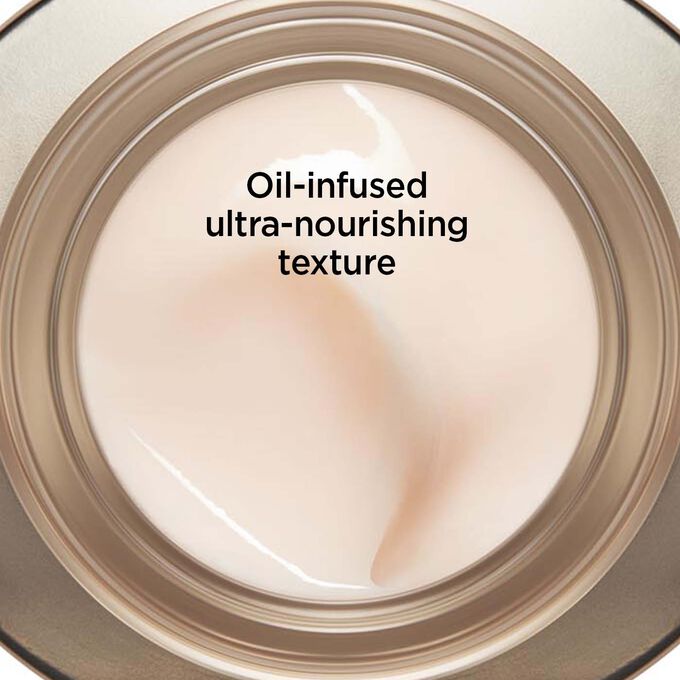 Nutri-Lumière Night Cream oil infused ultra-nourishing texture
