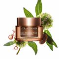 Extra-Firming Dry Skin &ndash; Lift &amp; Smooth Night Cream