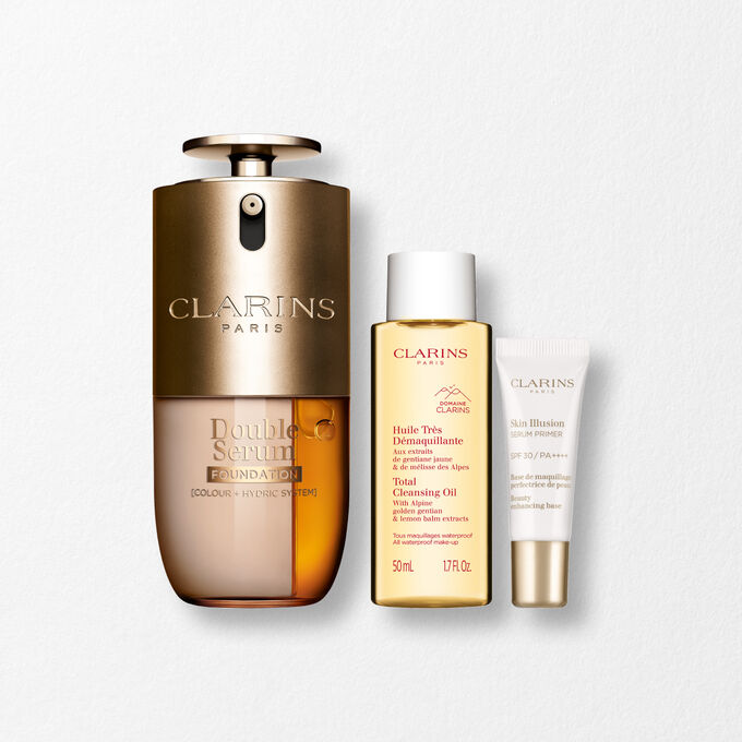 Packshot of Clarins Double Serum Foundation available for every skin tone, featuring key ingredients turmeric and papain