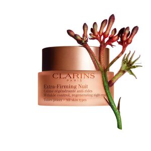 Extra-Firming Night regenerative anti-wrinkle cream for all skin types