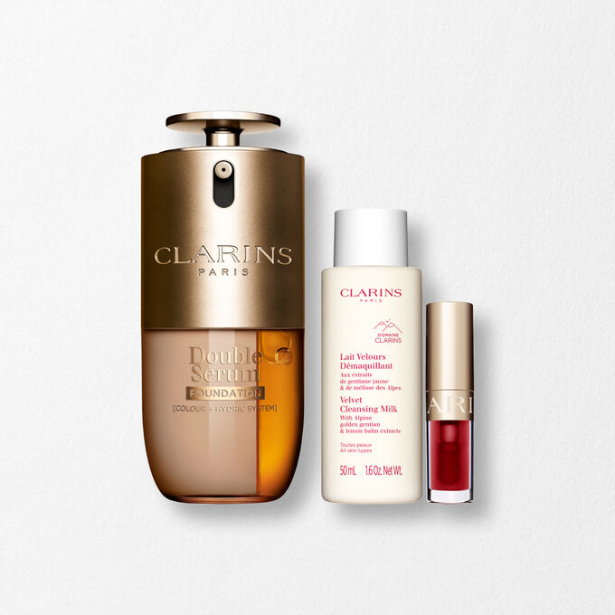 Packshot of Clarins Double Serum Foundation available for every skin tone, featuring key ingredients turmeric and papain
