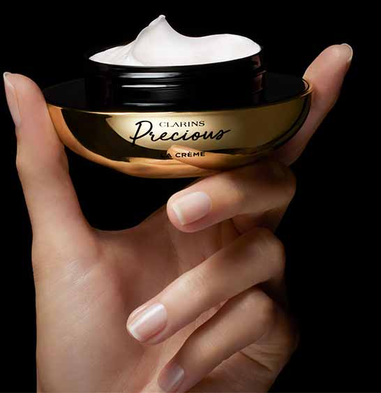 La Crème Moisturiser on Hand | Clarins Precious Singapore
