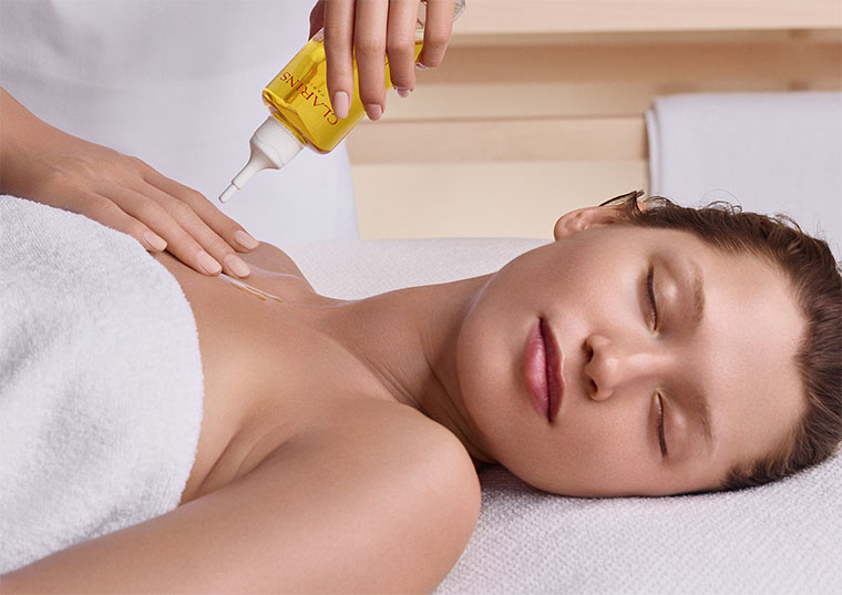 REBALANCING MASSAGE WITH ESSENTIAL OILS