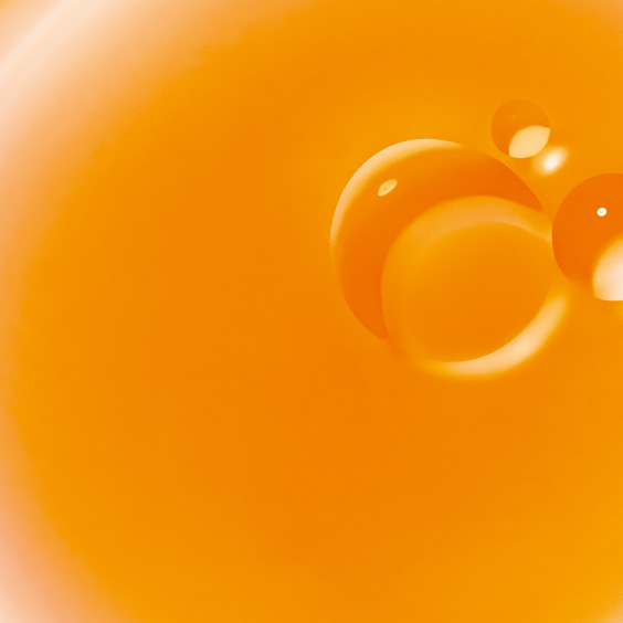 Lip Comfort Oil Honey as lip mask