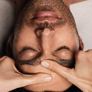 ENERGIZING FACIAL FOR MEN